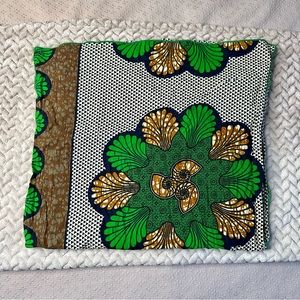 Cee Cee’s Closet green & navy headwrap